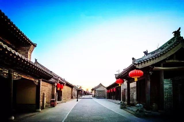 龙年元素迎新年